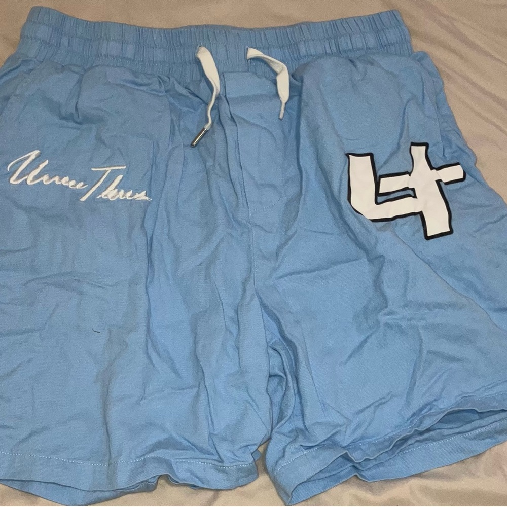 Light Blue Men's Flat Front Shorts !Accepting Offers! Bundle Deals Available